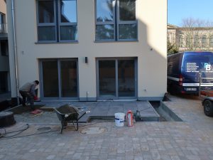 Terrassenplatten Haus 4 EG
