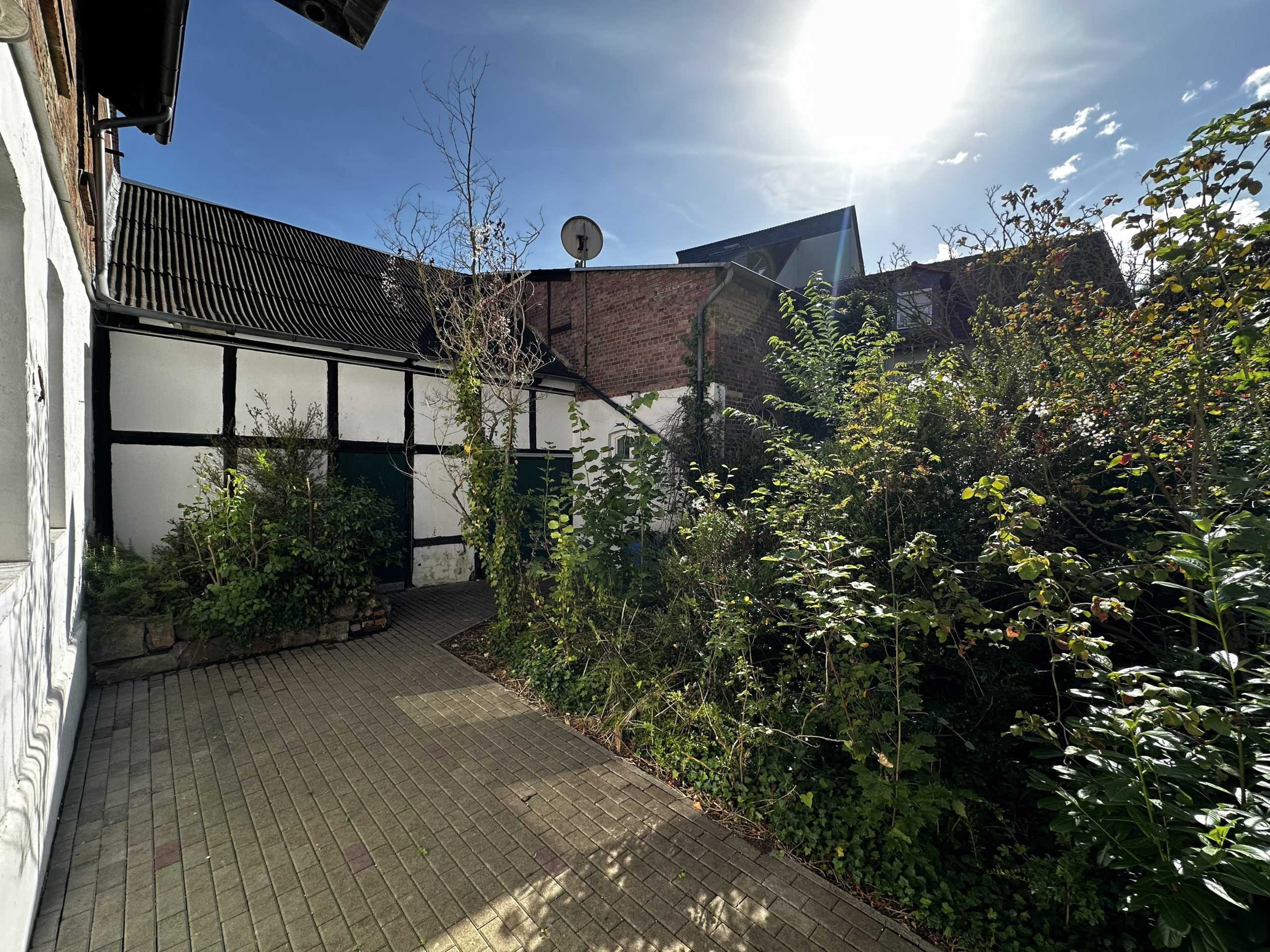 NBau_Mandel_Garten_1